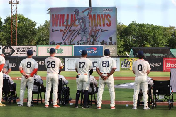 Mays, Negro League tributes abound at Rickwood