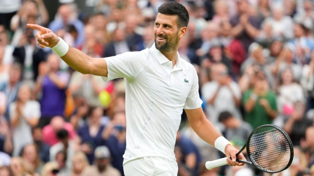 Djokovic digs for win vs. wild card; Hurkacz exits